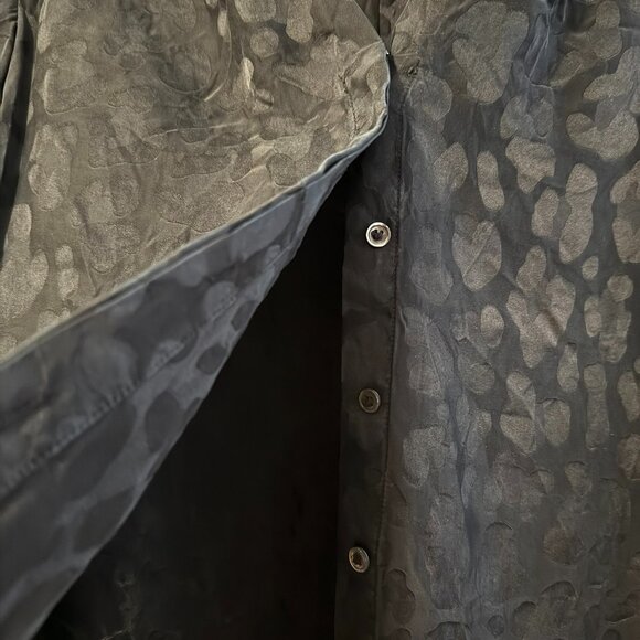 Aritzia Babaton Power Blouse in black Small - Picture 8 of 11